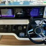 Princess_30M Flybridge pilothouse