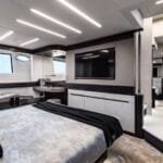 Pershing_8X Master Cabin