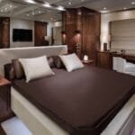 Sunseeker_Predator 84 Master cabin