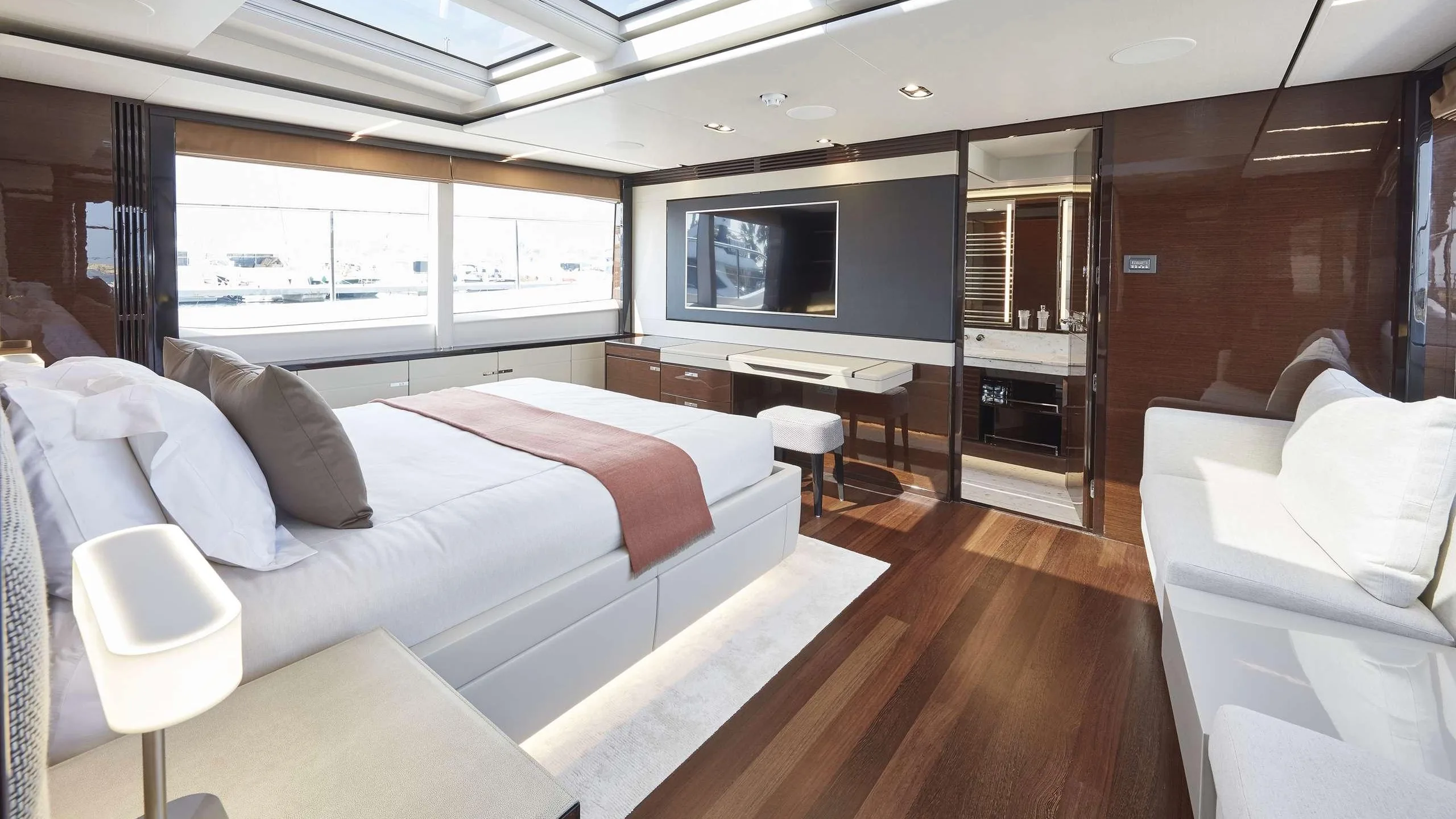 Princess_30M Master cabin