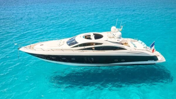 Sunseeker Predator 82