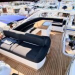 Sunseeker Manhattan 52_Cockpit