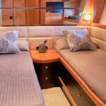 M/Y STINGER_Pershing 76 Starboard guest cabin