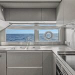 Custom Line Navetta 33_Galley