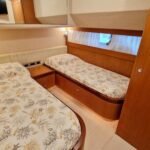 Ferretti 681_Port guest cabin