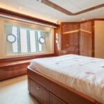 Ferretti 830_Master Cabin