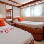 Ferretti 830_Port guest cabin