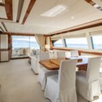 Ferretti 830_Main deck