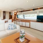 Ferretti 830_Main deck