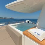 Sanlorenzo SD112_Flybridge Jacuzzi