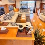 Sunseeker Predator 84_Main deck salon