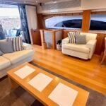 Sunseeker Predator 84_Main deck salon