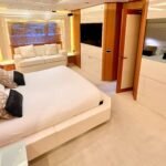 Sunseeker Predator 84_Master cabin