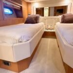 Sunseeker Predator 84_Guest cabin