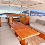 Overmarine Mangusta 72_Cockpit dining area