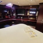 Pacific Prestige 200_Master cabin