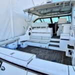 Tiara 42_Cockpit