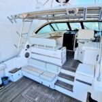 Tiara 42_Cockpit