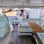 Tiara 42_Cockpit dining area