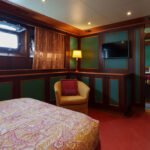 Baglietto 44M_VIP cabin port side
