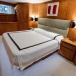 Admiral 28_Master cabin