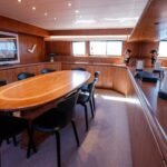 Admiral 28_Main dining area
