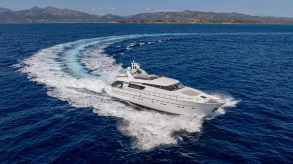 Sanlorenzo72_Aerial