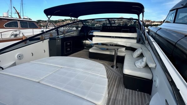 Baia B50_Cockpit
