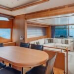 Sanlorenzo72_Dining
