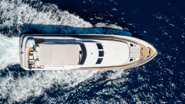 Admiral 28_Cruising aerial view