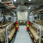 Admiral 28_Engine room