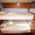 Sunseeker Predator 68_Starboard side guest Cabin