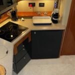 Sunseeker Manhattan 62_Galley