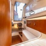 Capelli Stradivari 43_Lower deck